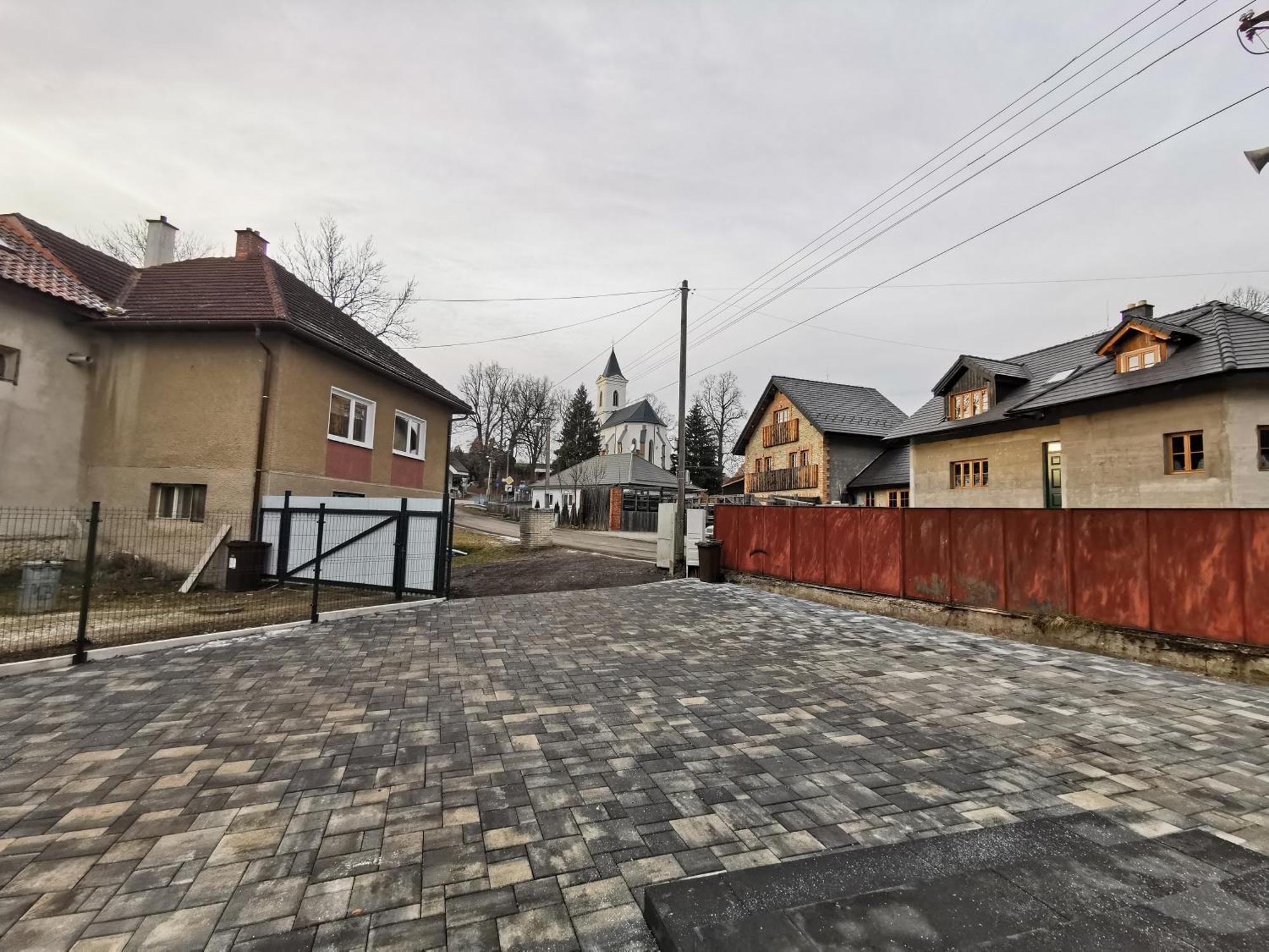 Nu Skool Apartments Liptovský Mikuláš Exteriör bild